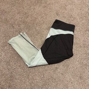 CALIA by Carrie Underwood Black and Light Green Leggings